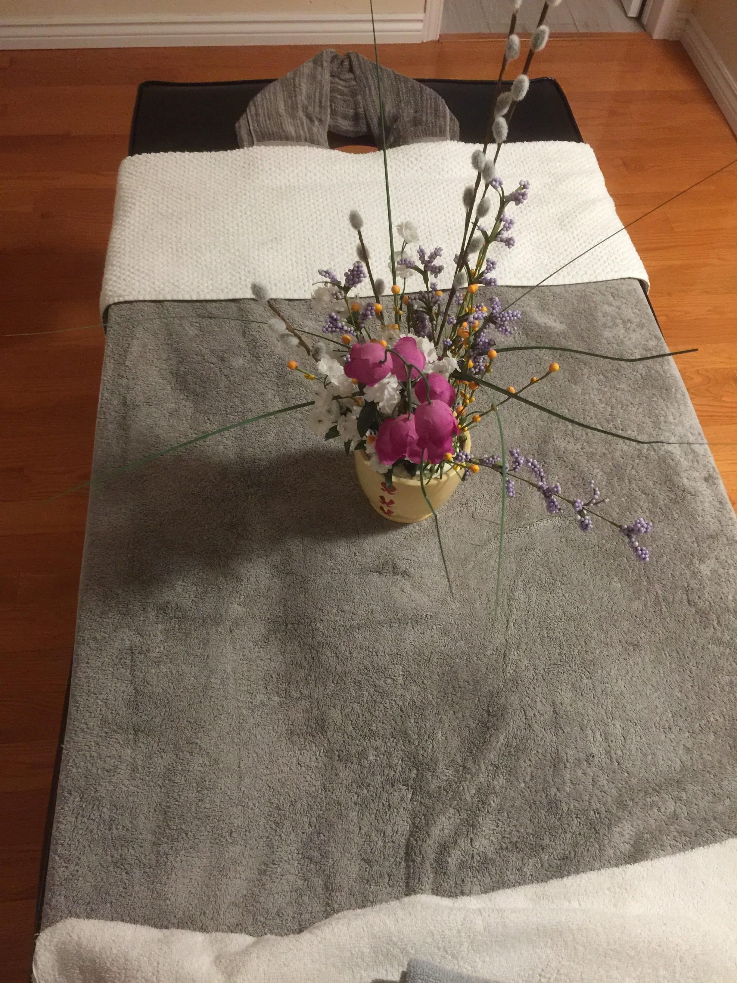 士嘉堡私做楼上骨Bobo 正宗港式按摩 大场出身
