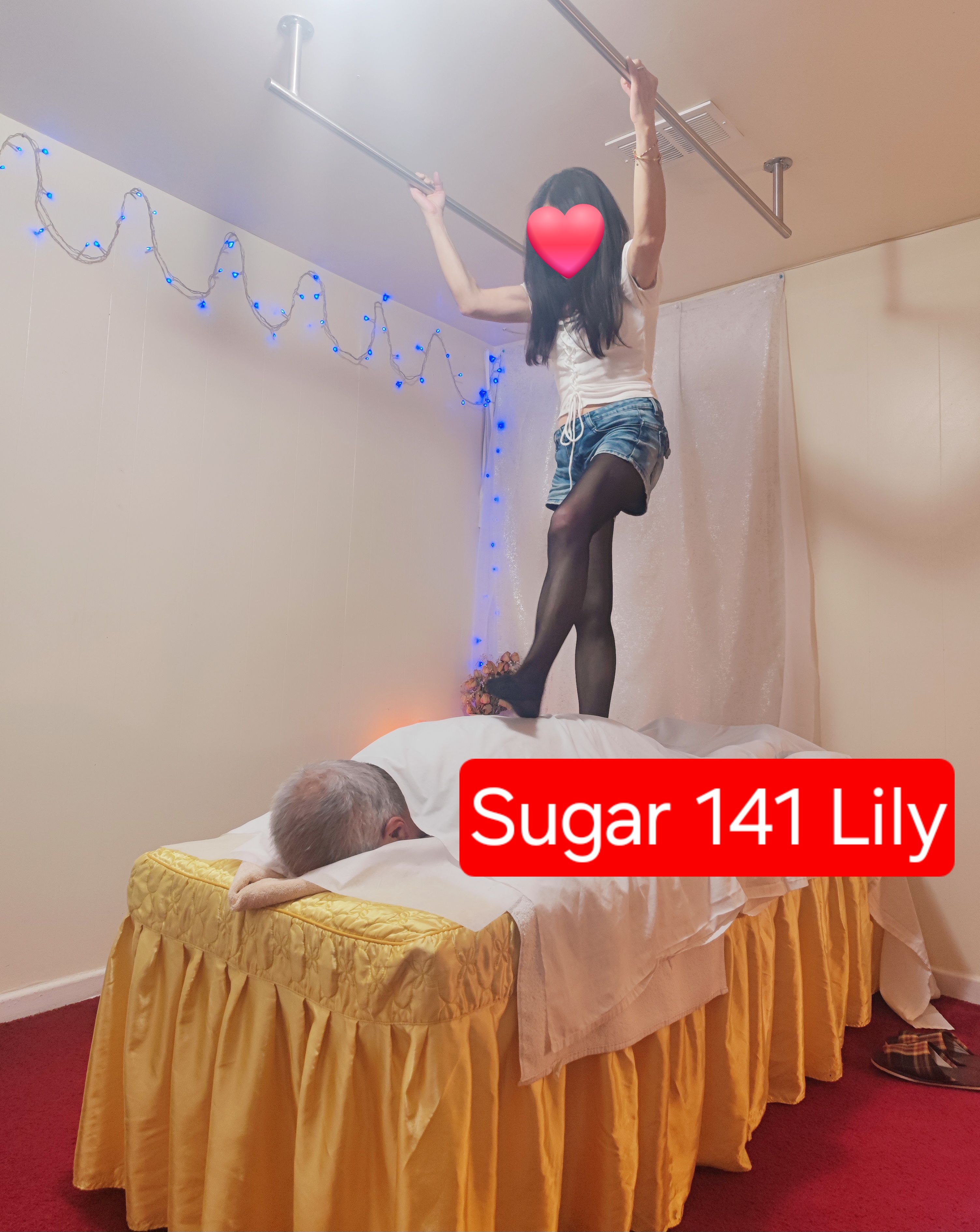 士嘉堡私做楼上骨Lily 港式专业按摩 舒筋活络心身舒畅 顶
